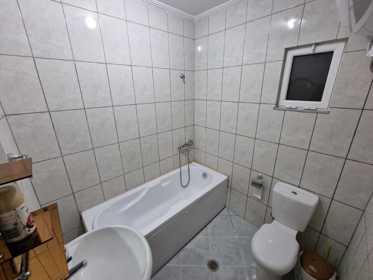 City Center Apartment 1 Sarandë Buitenkant foto